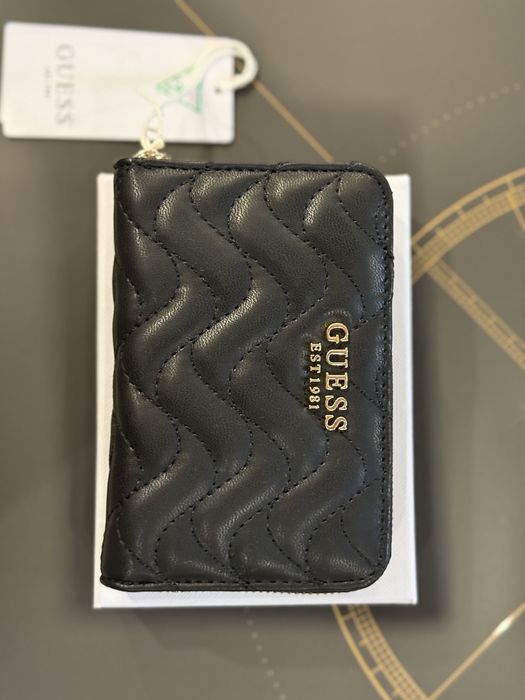 Guess портмоне дамско
