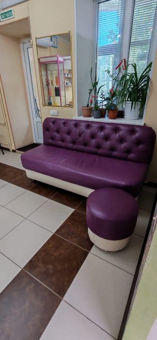 Продам диван с пуфиком