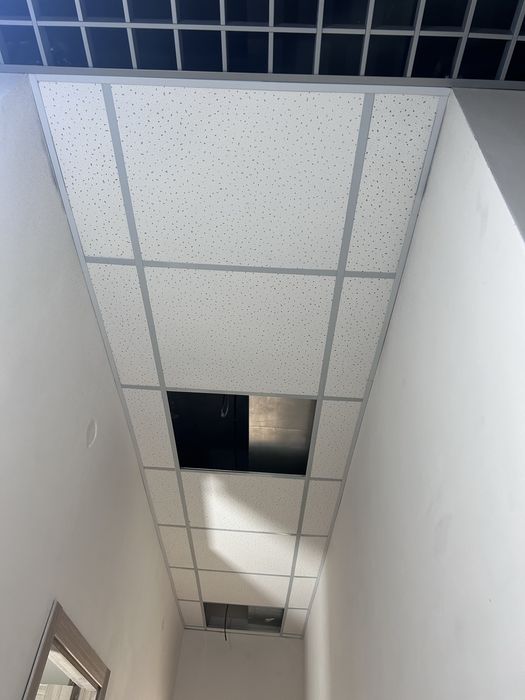 Установка подвесных потолков