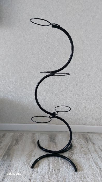 Продам подставку для цветов