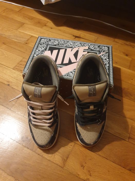 Nike dunke Travis Scott