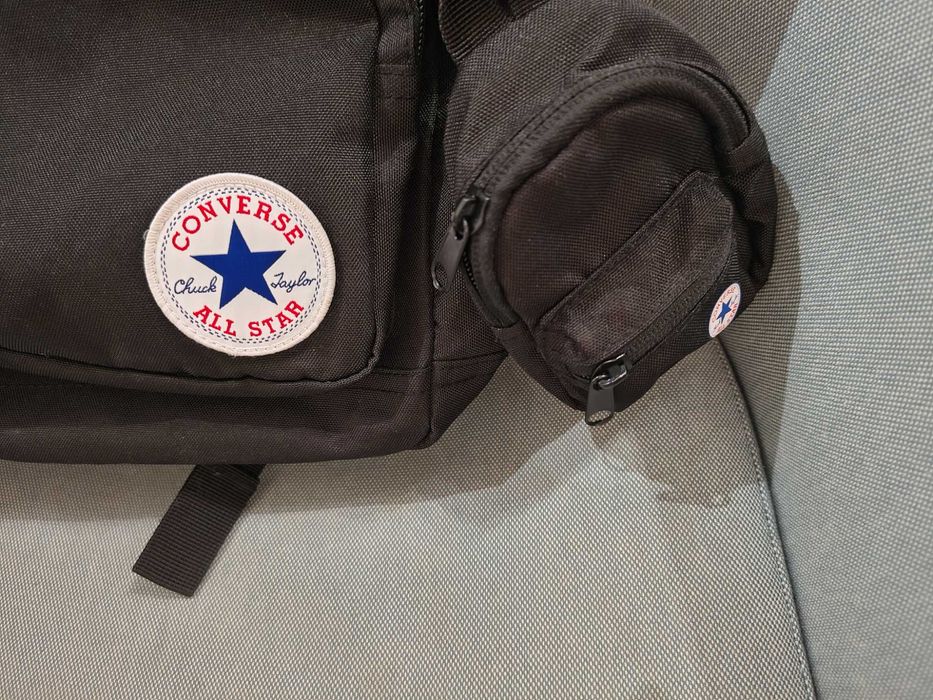 Раница черна Converse
