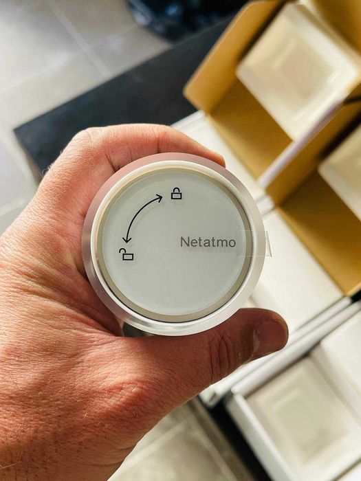 Pachet de 3 capete termostatice inteligente Netatmo NBU-NAV-EU