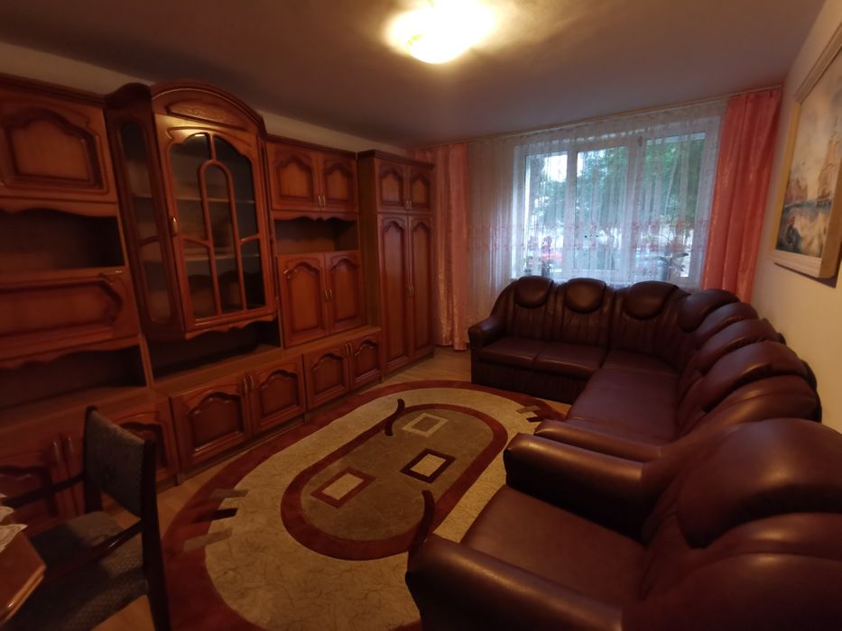 Închiriez apartament 2 camere Precista