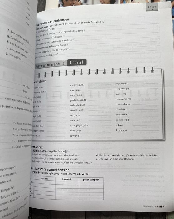 Учебник и тетрадка  по френски Écho A1