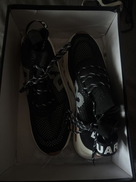 Vand adidasi dsquared