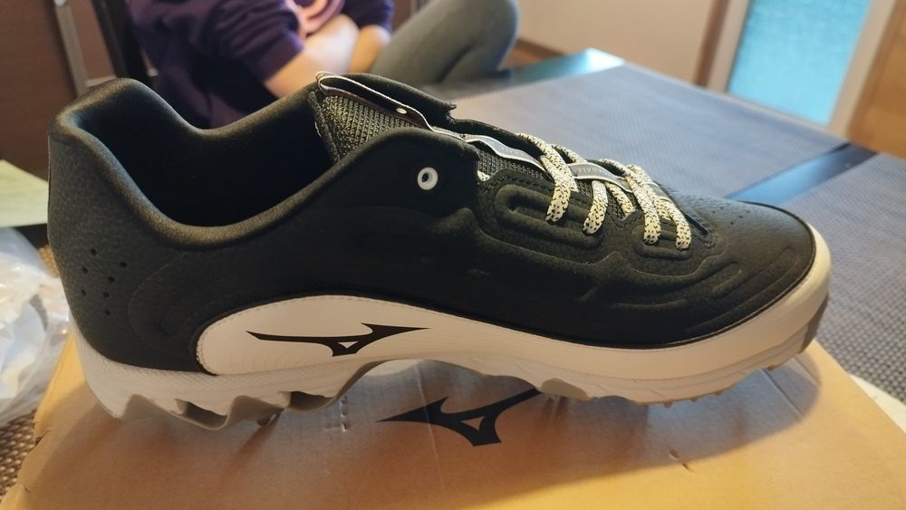 Бейзболни обувки(цинтове) Mizuno 45 номер