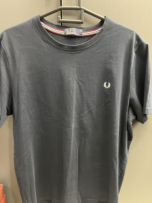Футболка Fred Perry.