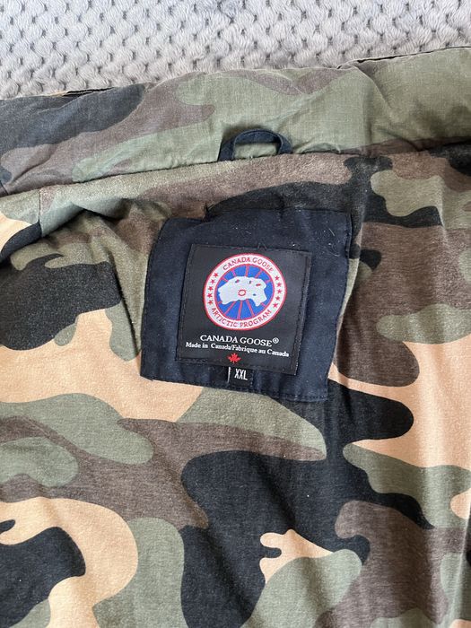 Vesta Canada Goose