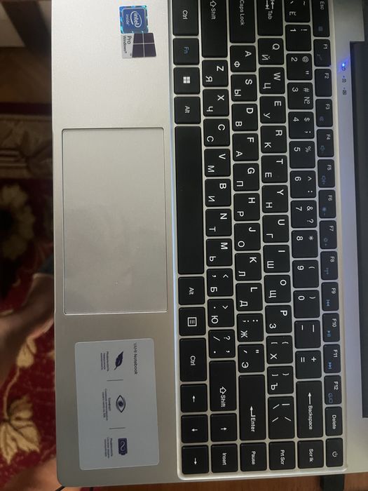 Продаю ноутбук новый