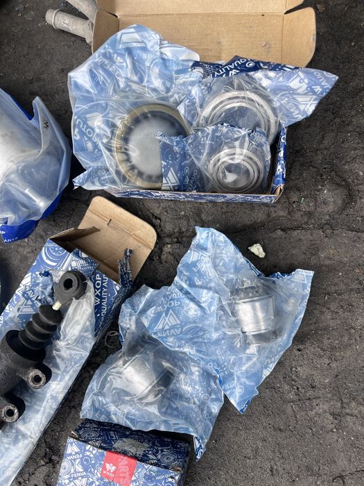 Запчасть мерс, мерседес