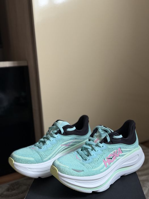 Adidași Hoka Bondi 9