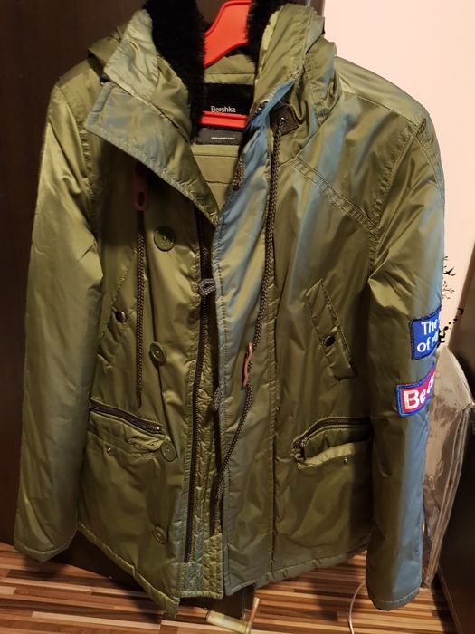 Bershka детско яке XS размер, унисекс