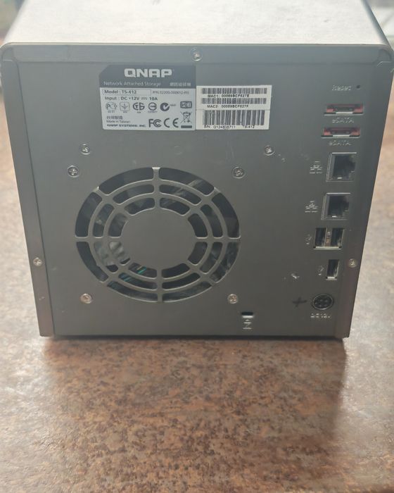 Server NAS Qnap TS-412