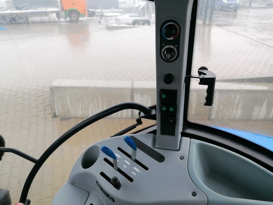 Tractor New Holland TD5.95