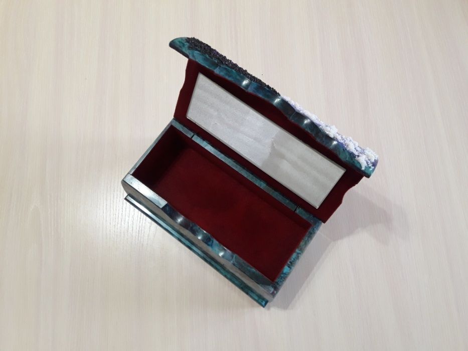 Шкатулки из камня