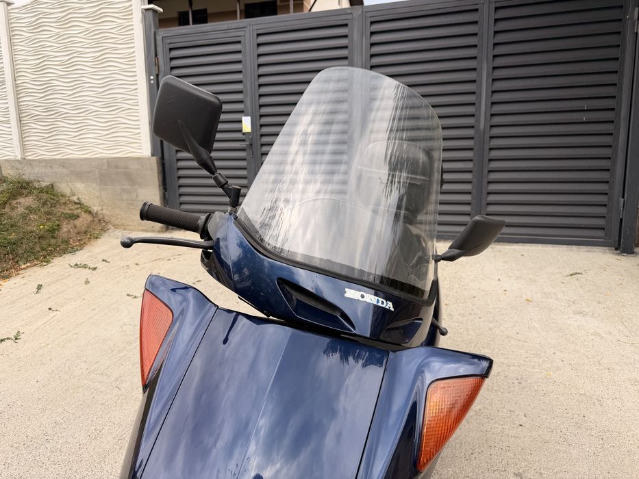 Scuter Honda Pantheon 150cc