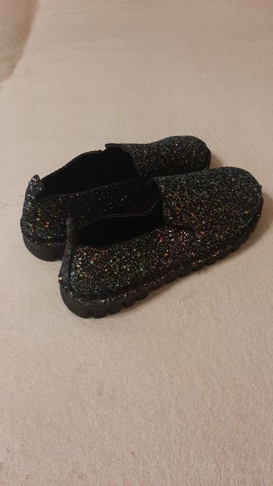 Продам женские лоферы