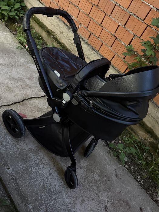 Ofer spre vanzare Carucior negru Hot Mom 3in1 Negociabil