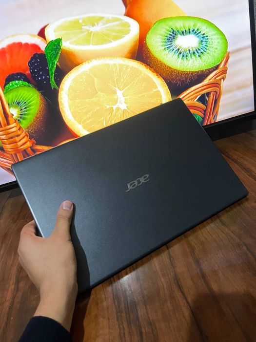 Acer N4020 holati ideal narxi arzon