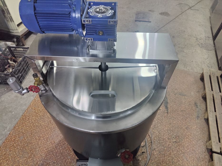 Пищеварочный паровой котёл 100 литров.