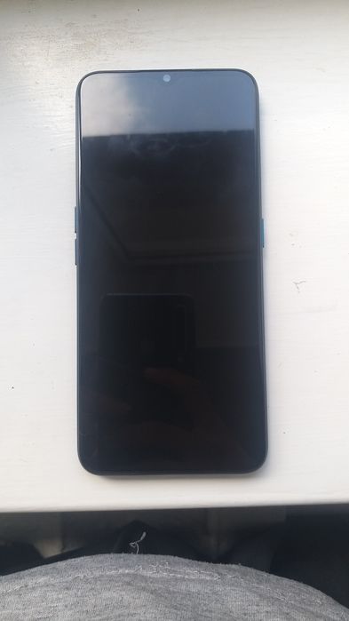 Продам oppo a9 на 128гиг