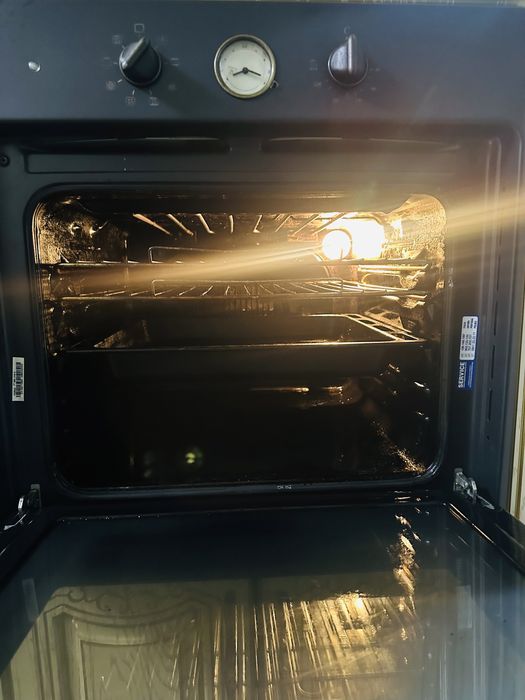 Продам духовую печь