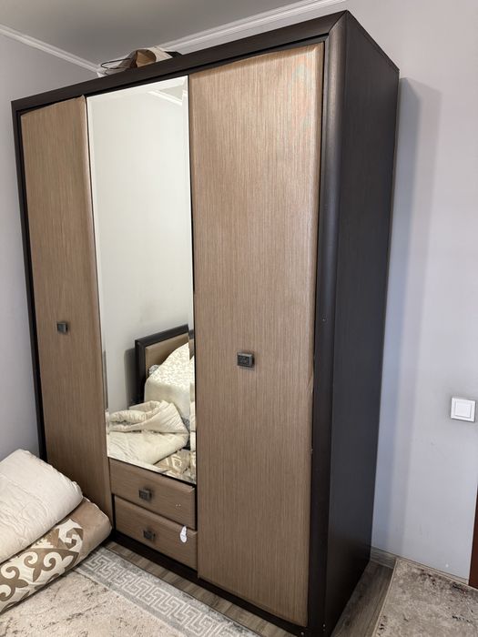 Спальный гарнитур