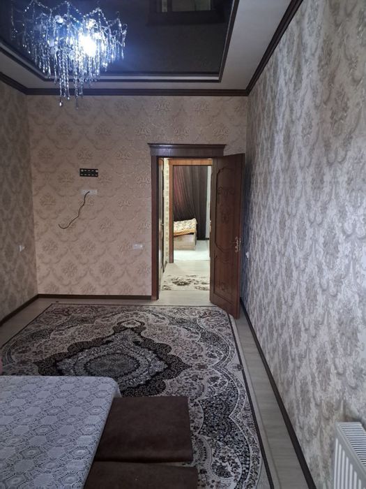 2 хонали уй сотилади 2 этаждан