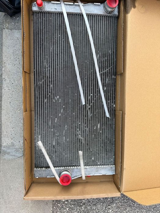 Радиатор за БМВ Ф-10