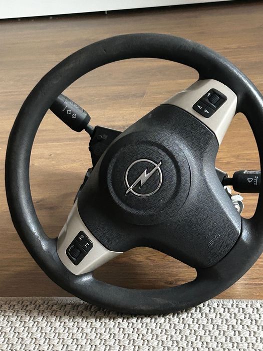 Volan Opel corsa D cu comenzi