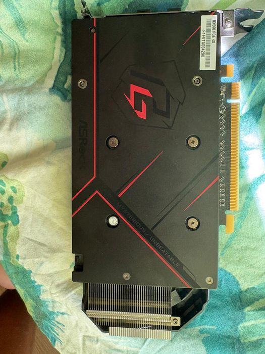 Видео карта Radeon RX 560