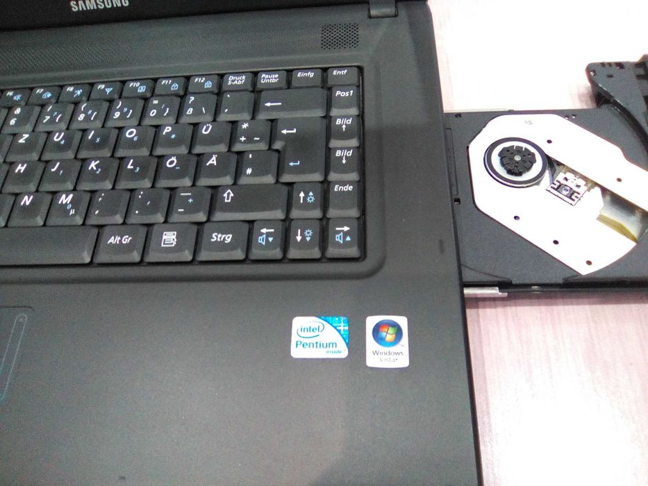 SAMSUNG R519 MODEL:NP-R519 - 2 процесора