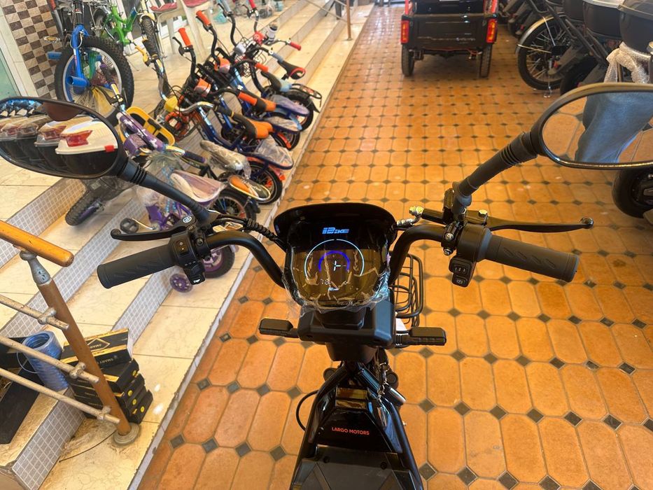 Elektro skuter yangi dastafka bor