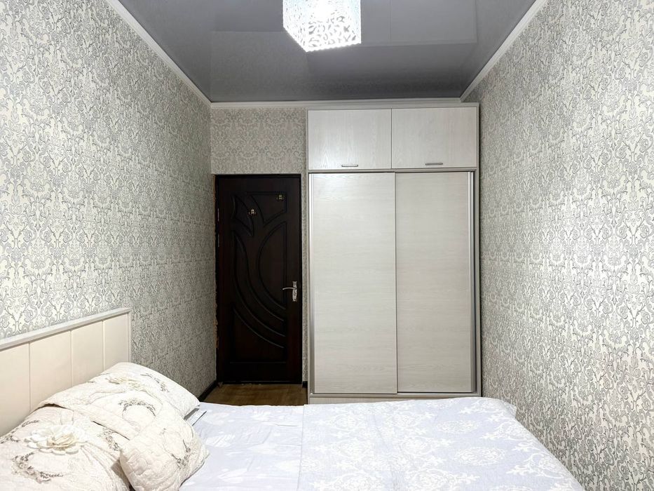 3/4/4, Школа -206, М-в Панельный 
#Можно под Ипотек

#Три