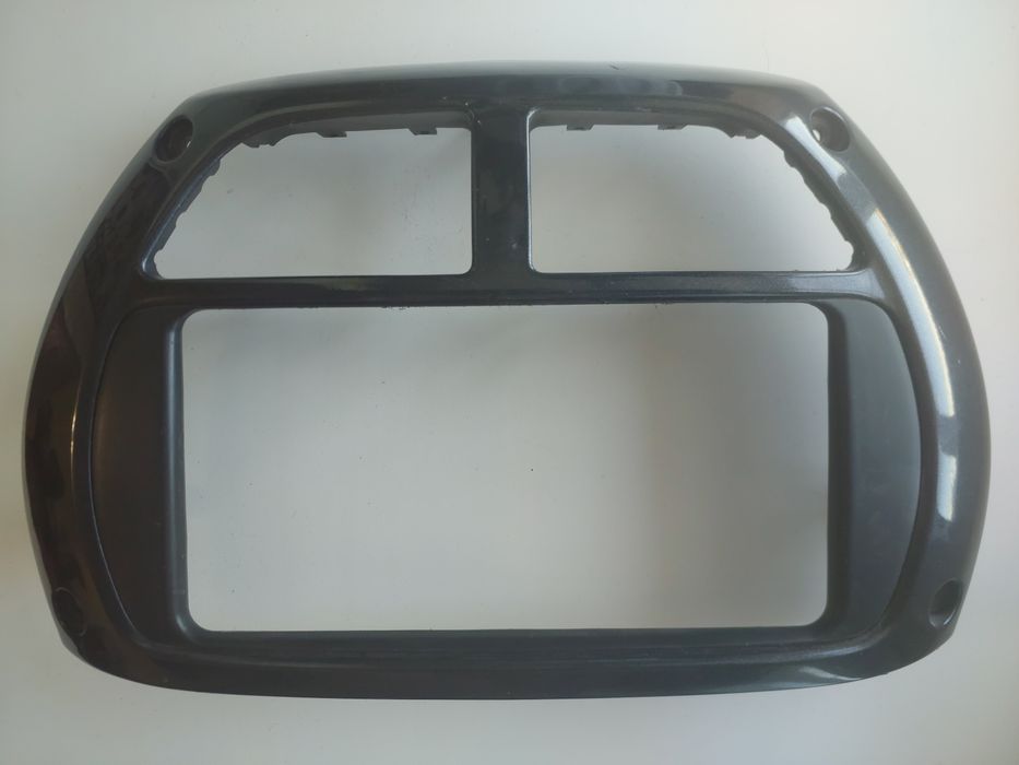 Рамка магнитолы RAV4 2 поколения