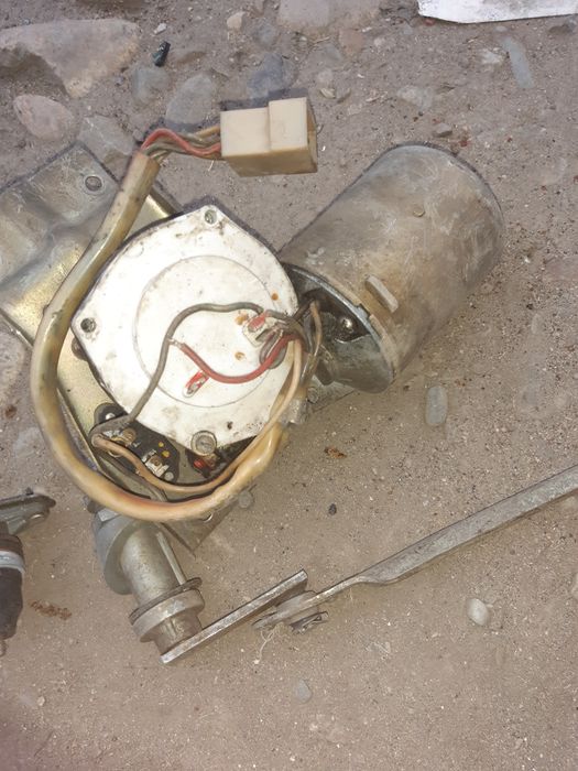 Моторчик от дворника газ 53