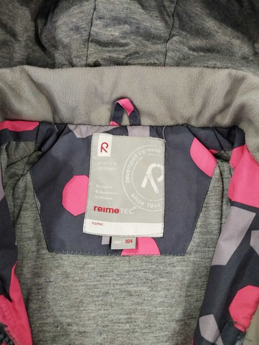 Демисезонный комбинезон для девочки