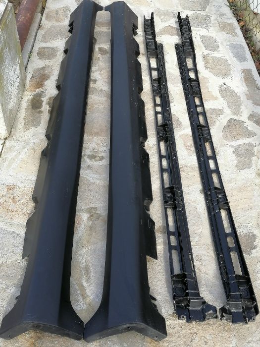 Комплект стандартни оригинални  прагове за Мерцедес GLC COUPE C253.