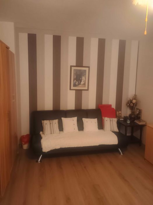 Продава се Двустаен апартамент в Шумен, Добруджански - 55 кв.м за 7 €/кв.м - Снимка #7