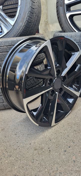 Продам диск комплект 4шт R17