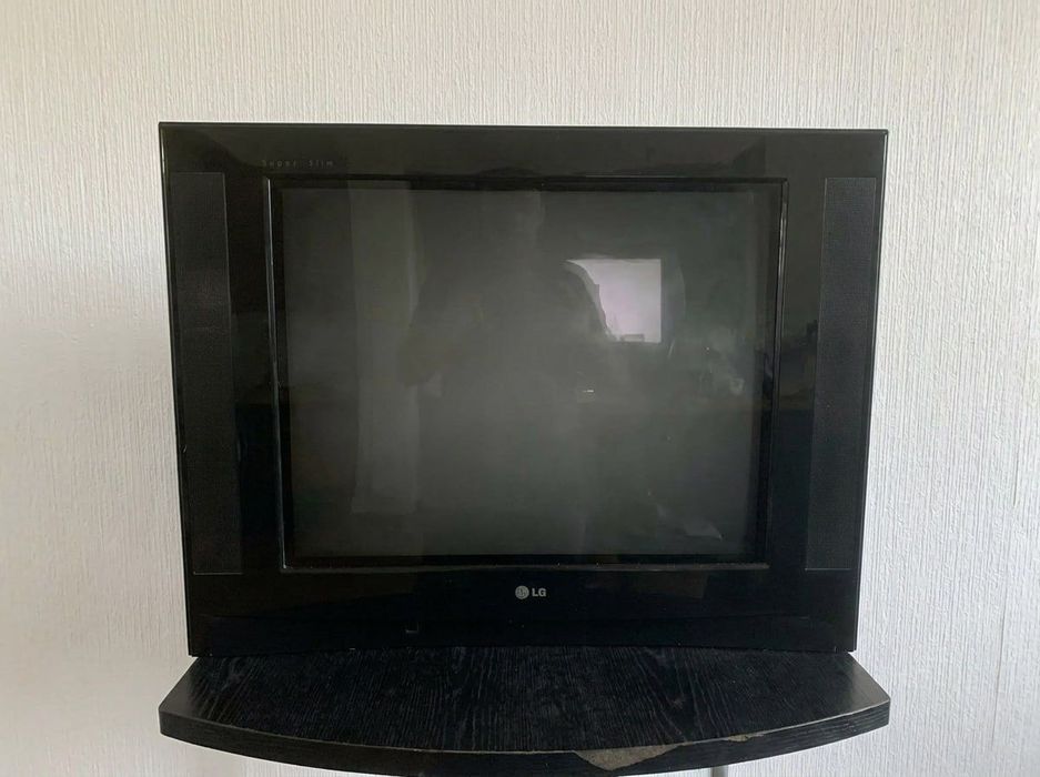 Телевизор LG 54 см. Отличное рабочее состояние