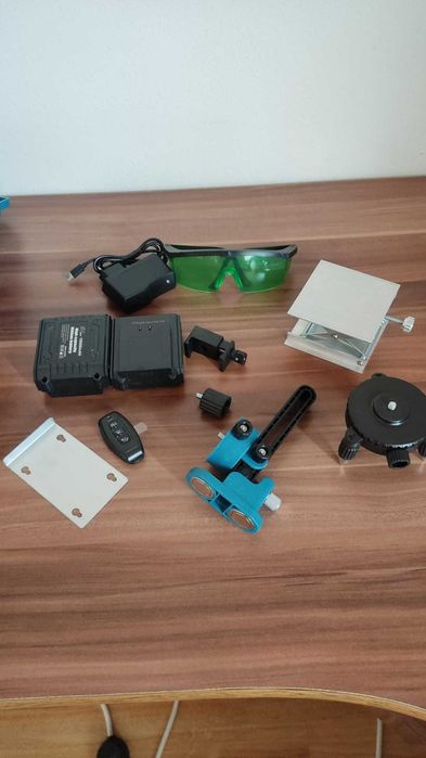 Vand Nivela Laser 4D-P