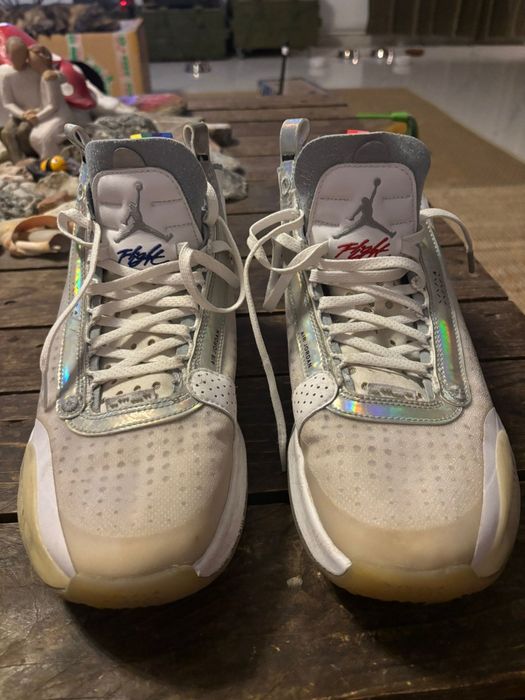 Adidasi Air Jordan AR 3240-101 , masura 42