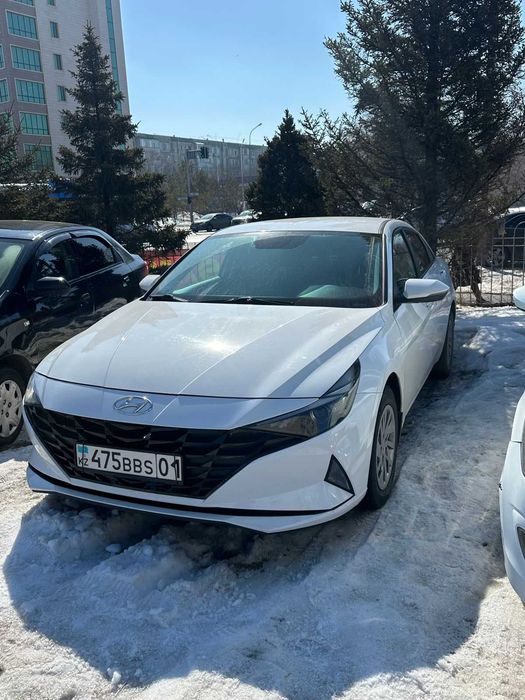 ТРЕБУЕТСЯ ТАКСИСТ на наши машины