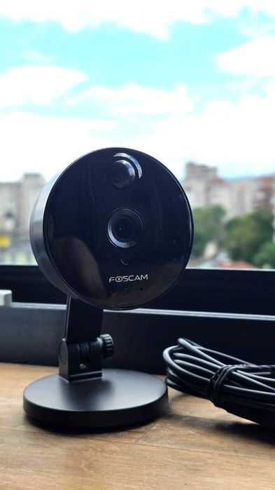 Camera de securitate / supraveghere Foscam C1