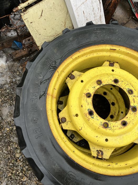 Roti de tractor 12.4 - R28