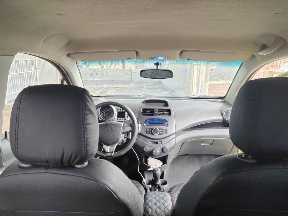 Spark 2010 mexanika narxi 4000$