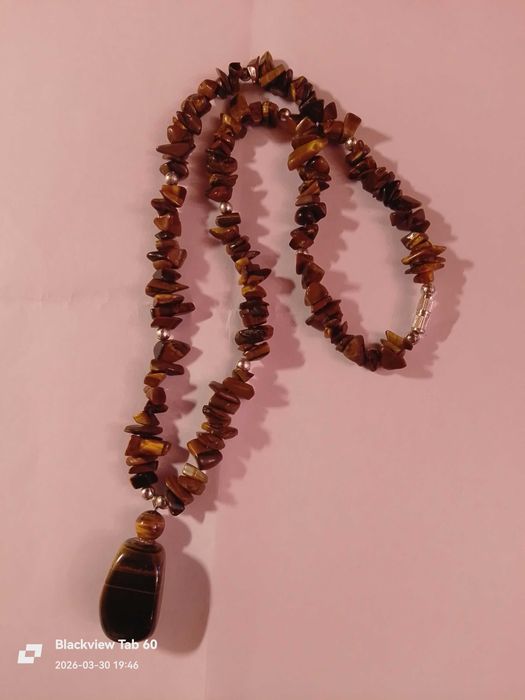 Ожерелье / бусы, камень тигровый глаз