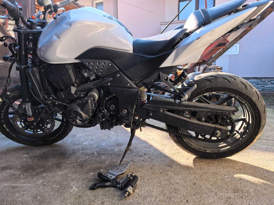 Kawasaki Z 750 Z750 - 2012 г. на части!